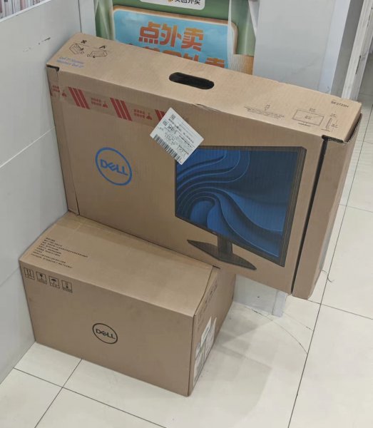 戴尔主机/超大显示屏/键盘鼠标