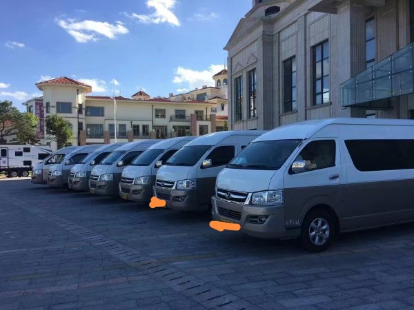 公司常年出租5-50座各種車輛