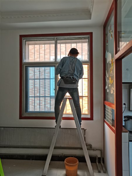 幫潔家政：開荒保潔擦玻璃，小時工，清洗家電清洗地毯，搬家美縫