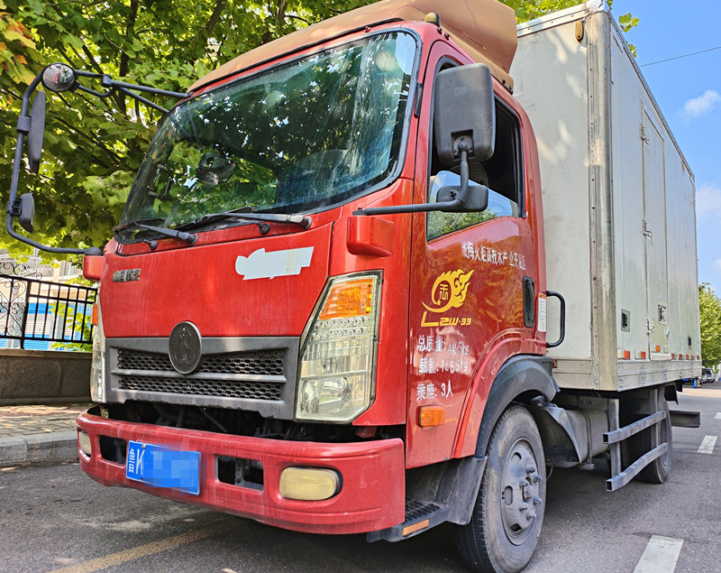 2018年重汽3米8保溫廂貨寬體 2018年重汽3米8保溫廂貨寬體