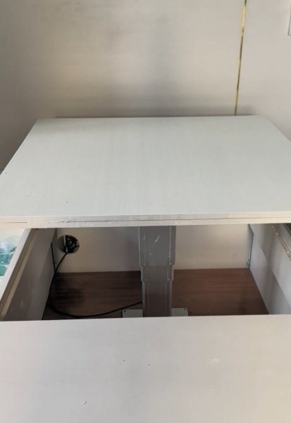 高档铝合金门6扇，榻榻米升降机平台