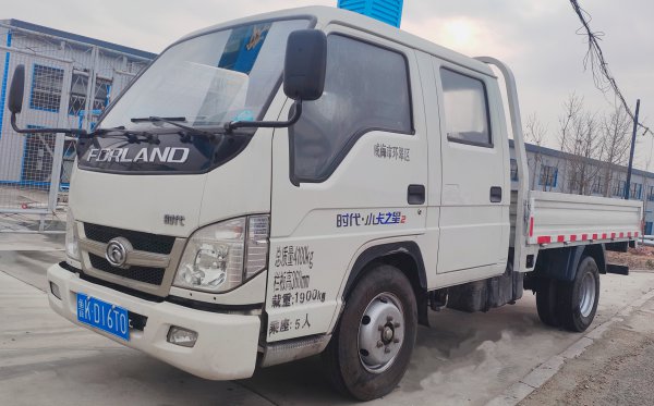 国五柴油福田大双排3米1后斗 国五柴油福田大双排3米1后斗