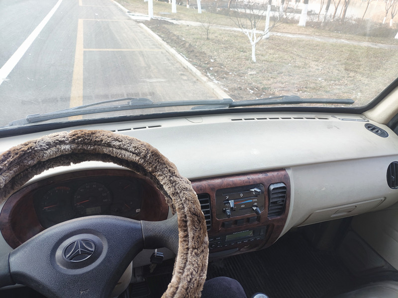 2018年8月3米3黑豹厢货