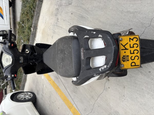 文登 1500 元卖国四电喷建设踏板车