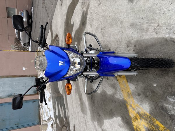 文登 4600 元卖豪爵国四电喷准新车跨骑 125