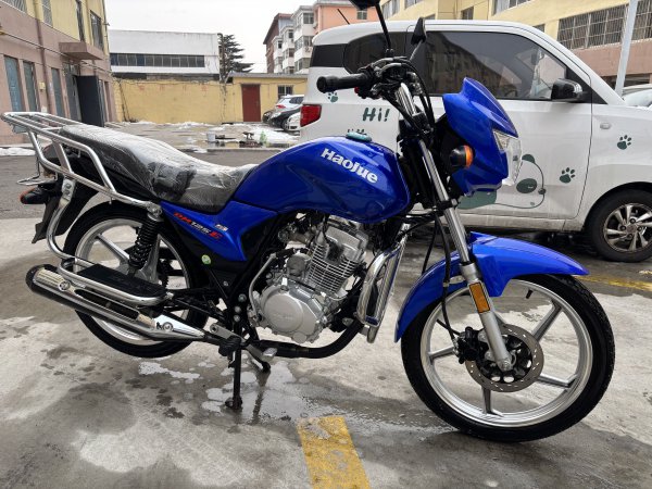 文登 4600 元卖豪爵国四电喷准新车跨骑 125