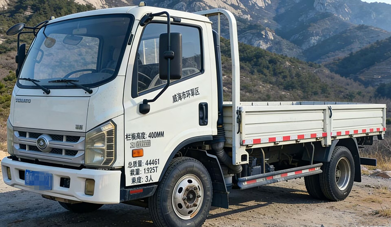 宽体福田四米二平板货车