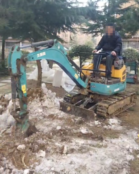 专业砸墙：微挖出租