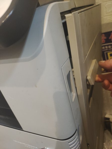 打印机侧盖板打不开
