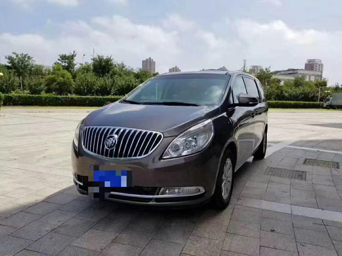 公司常年出租5-50座各种车辆