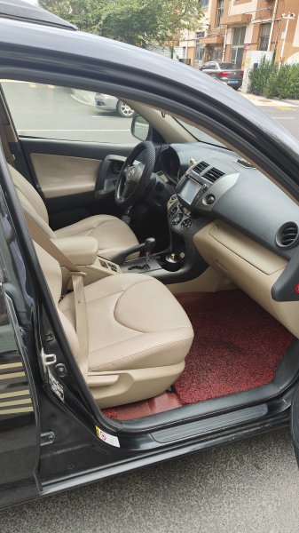 13年丰田rav4自动2.0L