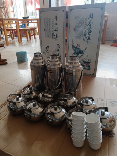 电饼铛 消毒柜 暖瓶 水壶等
