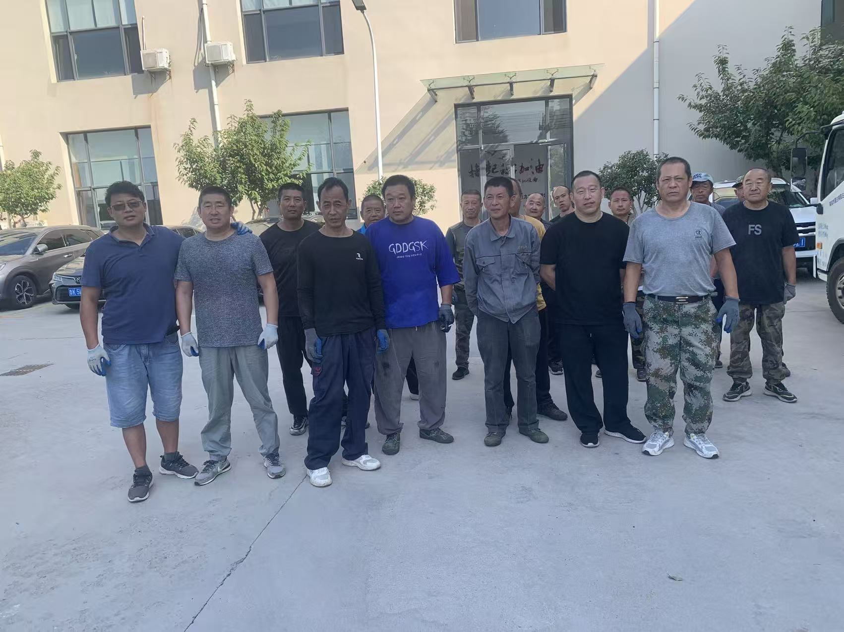 金安搬家起重叉车吊车出租本地团队靠谱